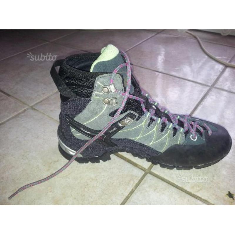 Scarponcini trekking donna