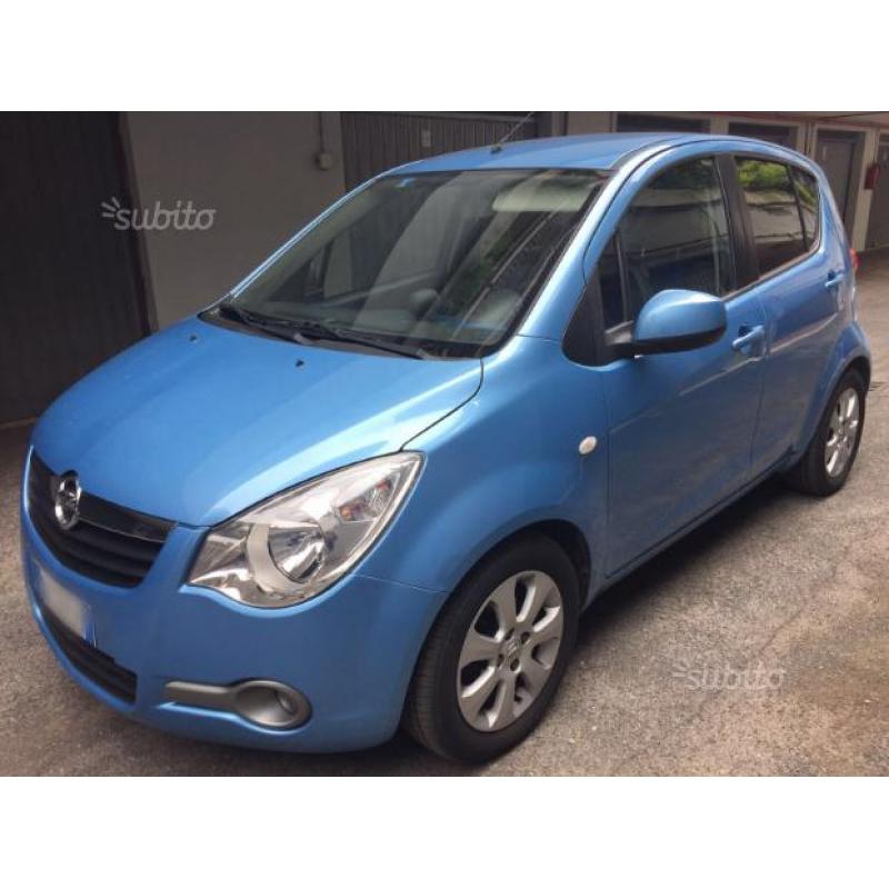 Opel agila 1.2 Benz 2009 automatica