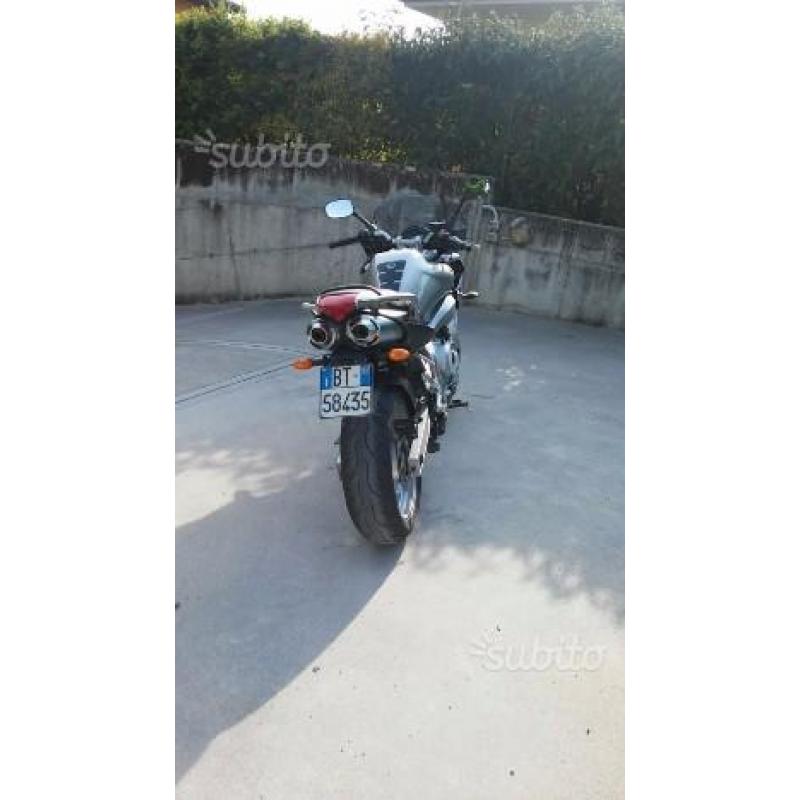 Yamaha FZS 600 Fazer - 2004