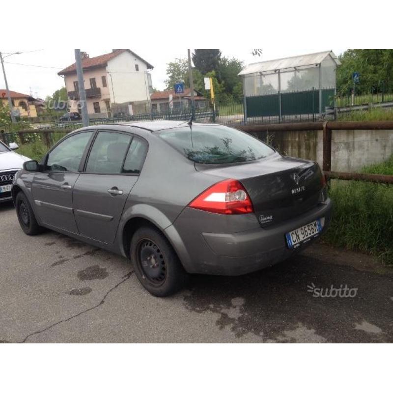 RENAULT Mégane 2ª serie - 2004