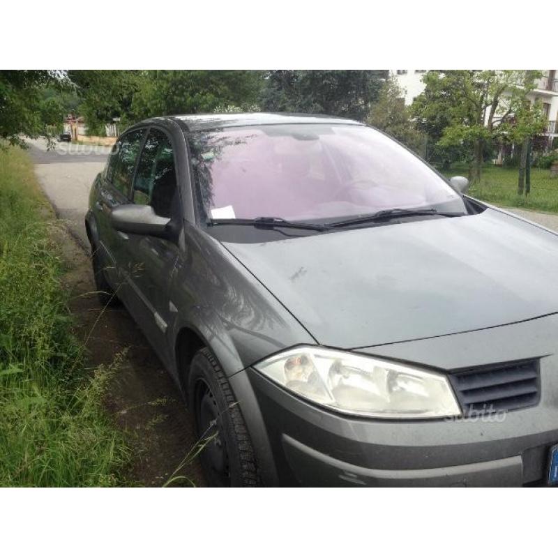 RENAULT Mégane 2ª serie - 2004