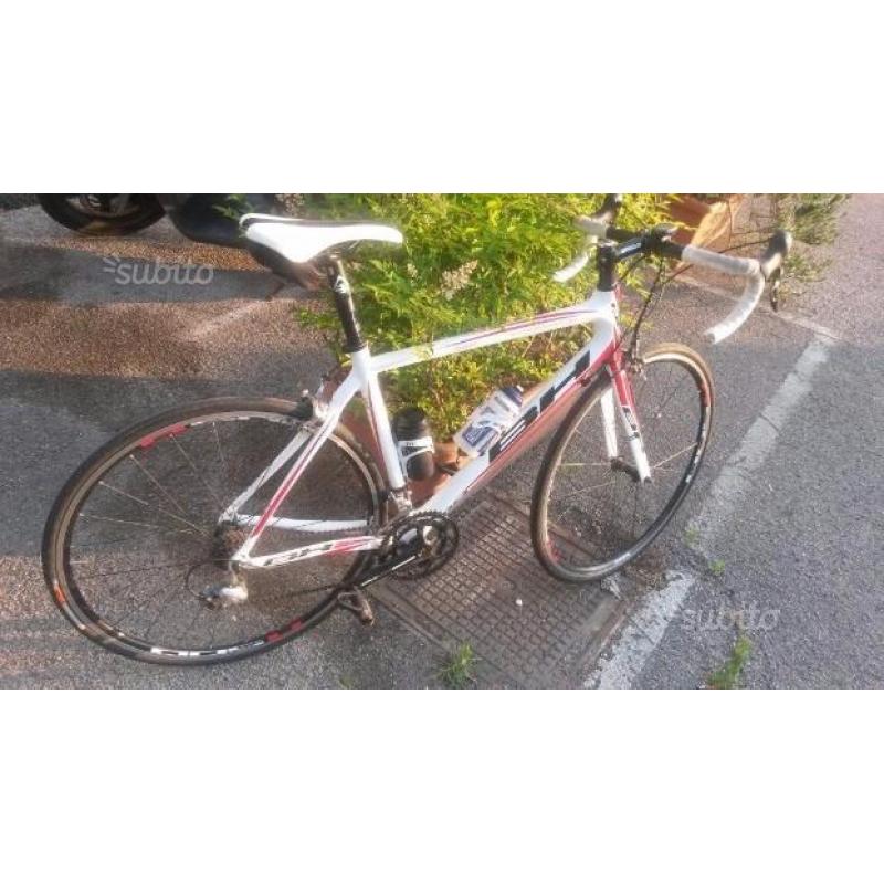 Bici da corsa in carbonio