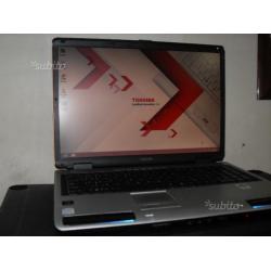 Toshiba satellite p100 17 pollici