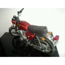 Modellino 1:4 Honda CB 750 four