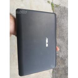 Pc portatile ASUS 10 POLLICI