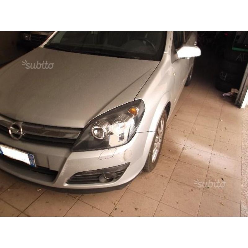 OPEL Astra 4ª serie - 2006 SW