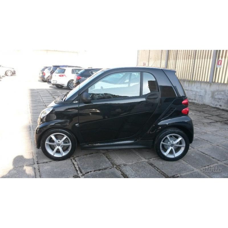 SMART ForTwo 1000 52 kW MHD coupé pulse