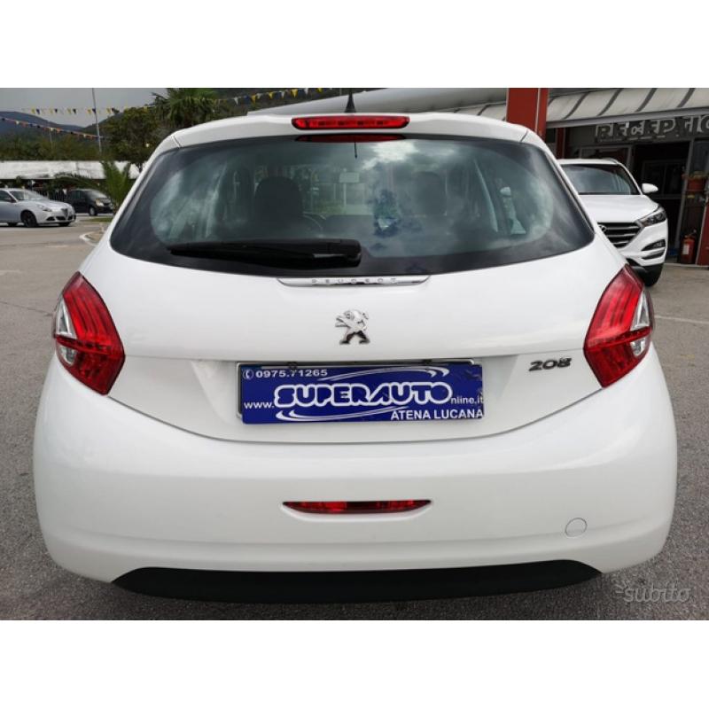 PEUGEOT 208 1.4  HDI  5/P  TEL / BLUETHOOT / USB