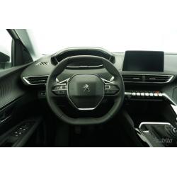 Peugeot 3008 Business 120cv