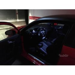 Audi A1 aTDI 1.6 105 con gancio traino omologato