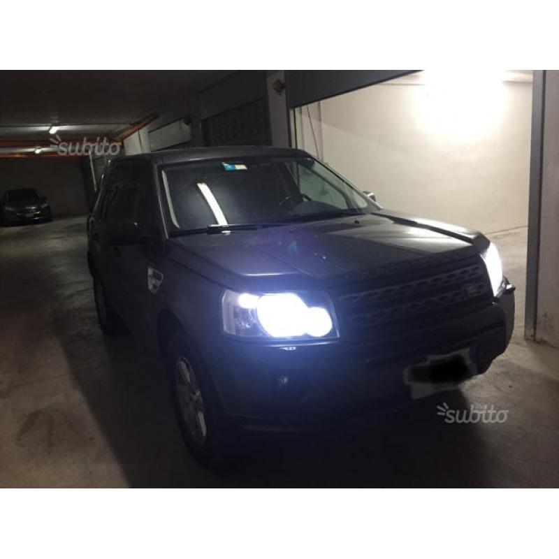 Land Rover Freelander 2011