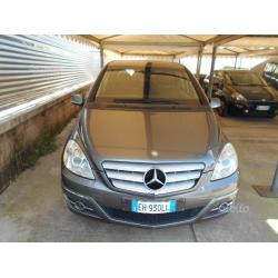 Mercedes b180 automatico premium - 2010