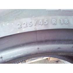 2 Gomme Usate 225 45 18 ESTIVE al 70% CONTINENTAL